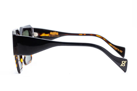 Stage | Black Tort