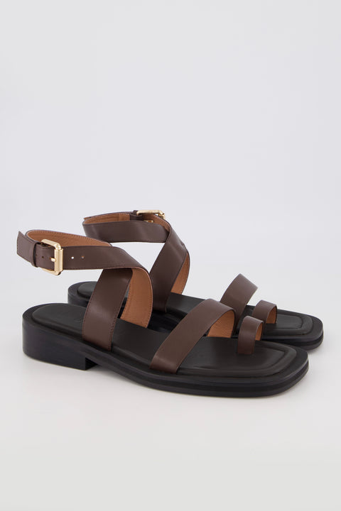 Bronwyn Carmen Sandals Brown
