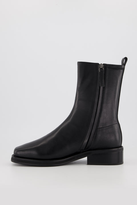 Bronwyn Vinnie Boots