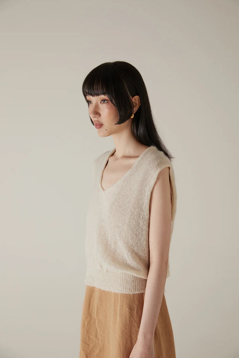 Francie White Knit Vest 