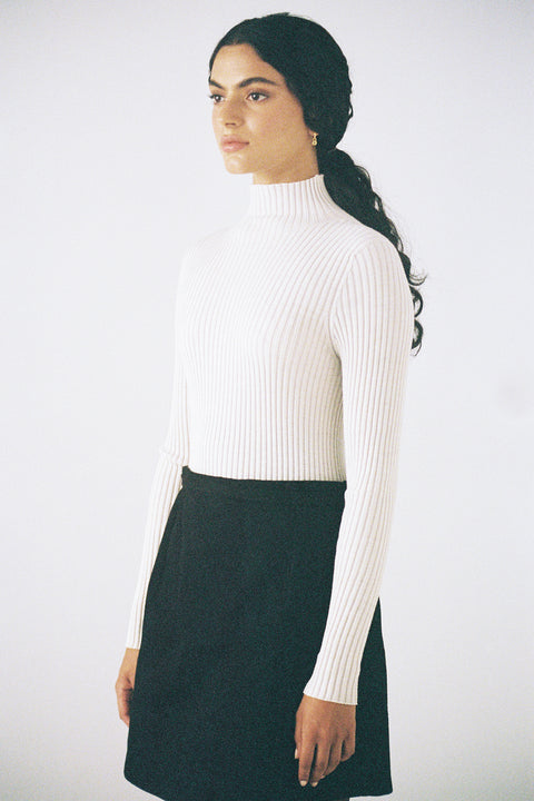 Essence Turtle Neck | Ivory
