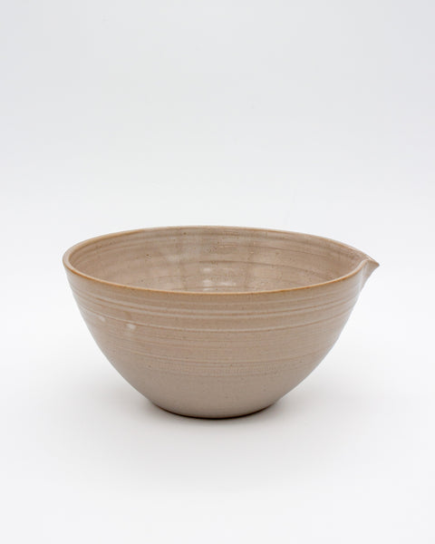 Zoe Isaacs White batter bowl