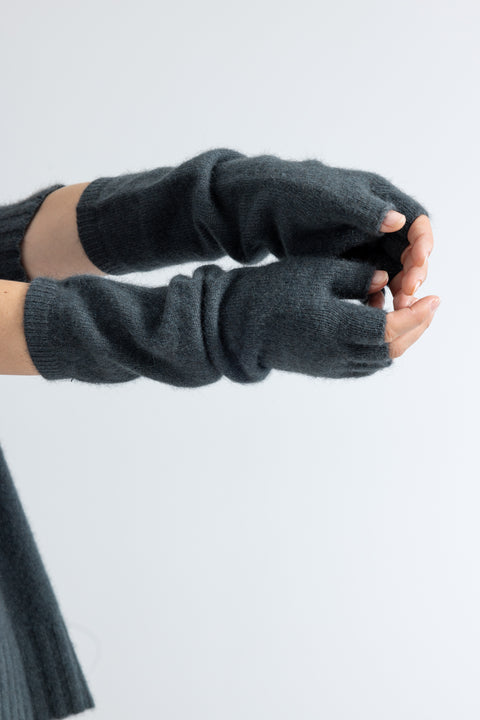 Lela Jacobs U finger gloves Midnight blue