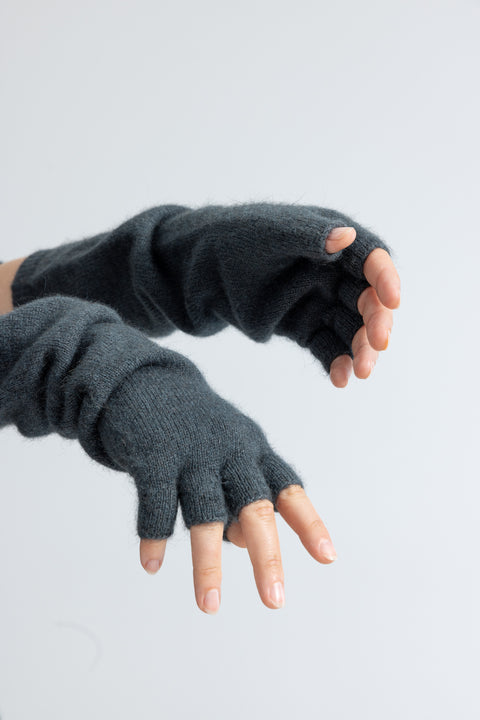 Lela Jacobs U finger gloves Midnight blue
