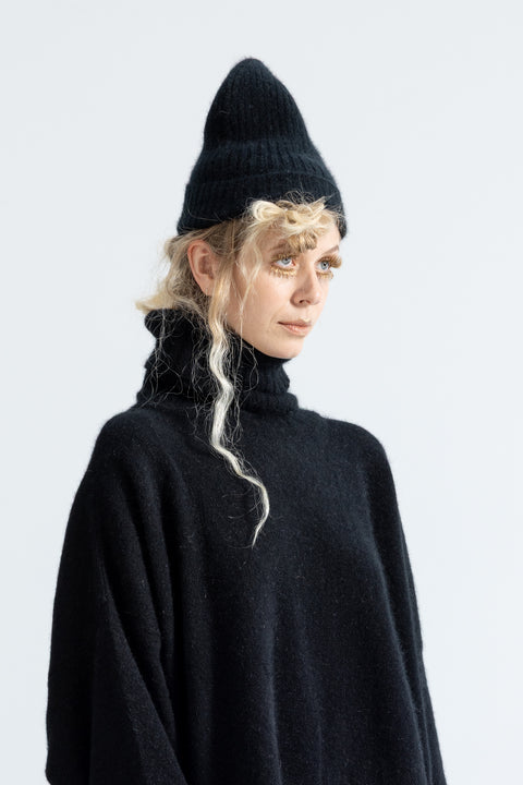 U Turtle Crop Black Possum Merino Turtleneck Jersey
