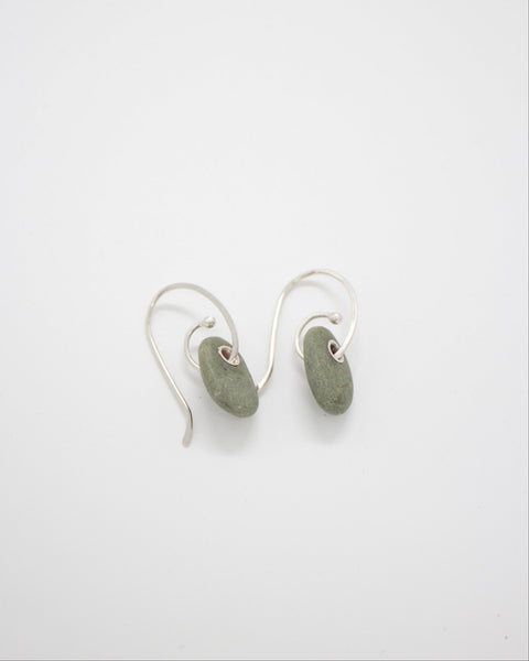 Small Drop Pebble Earrings | Green