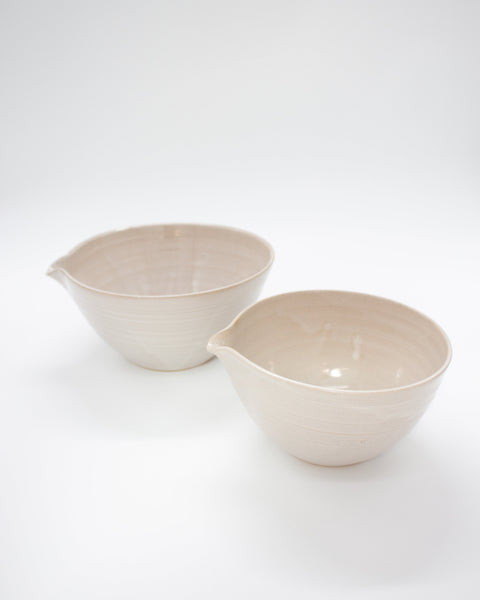 Zoe Isaacs small and large batter bowls