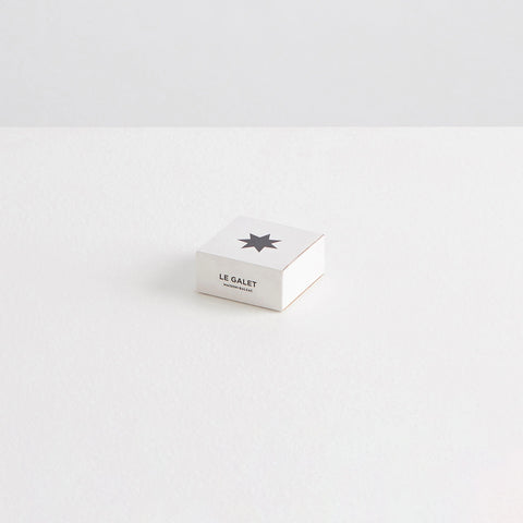 The Glass Pebble | White