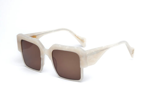 Age Eyewear Stage Oversized Sunglasses in Pearl