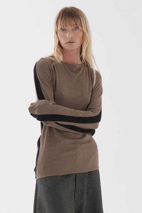 Zambesi Rhythm Long Sleeve Top in Biscotti