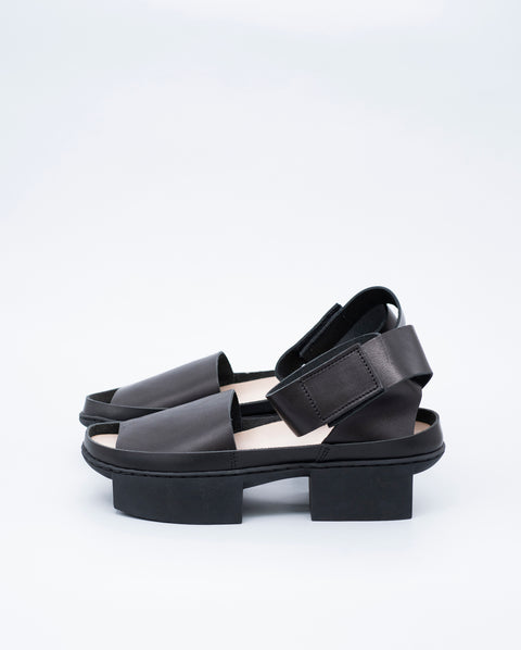 Trippen Black Leather Sandals With Japanese Style Block Heel Reflect F