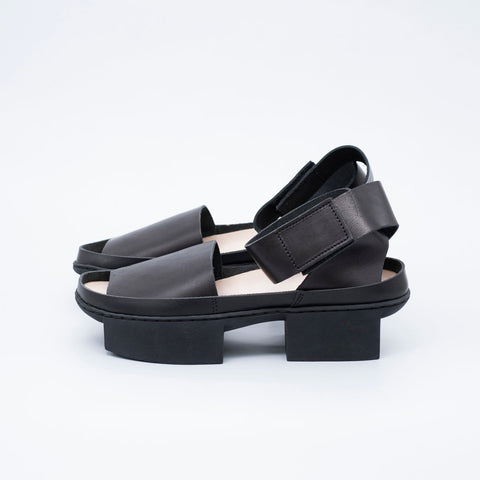 Trippen Black Leather Sandals With Japanese Style Block Heel Reflect F