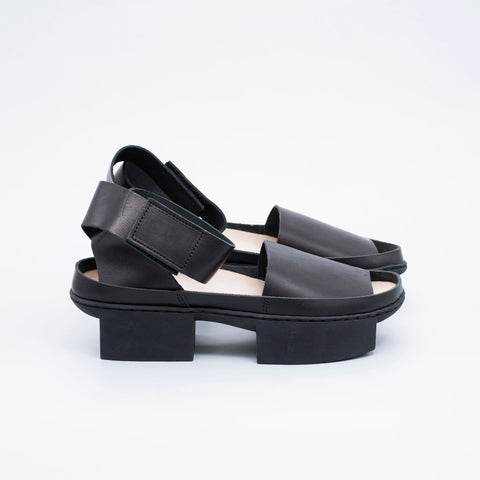 Trippen Black Leather Sandals With Japanese Style Block Heel Reflect F