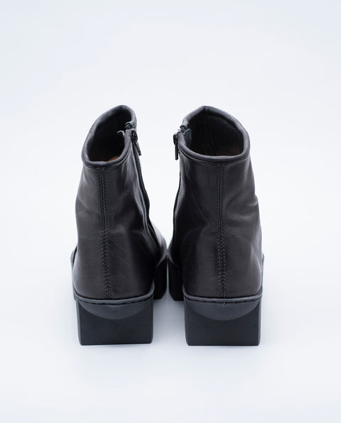 Trippen Pin F Block Heel Flat Ankle Boot