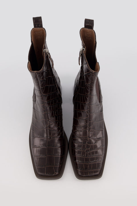 Magda | Chocolate Croc