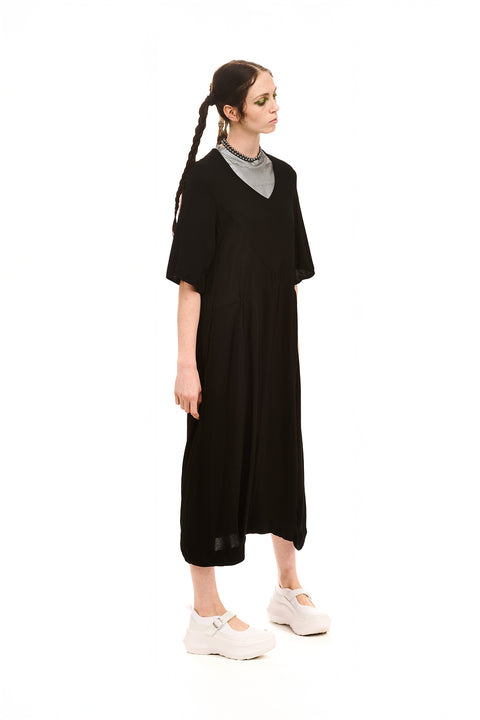 Nom*d Classic Dress Black V Neck with Sleeves