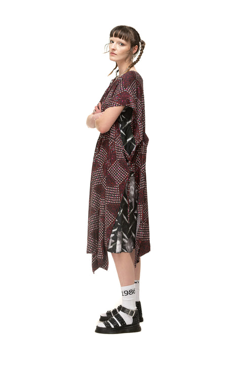 NomD Painter Smock dress in red black and white beady print. 