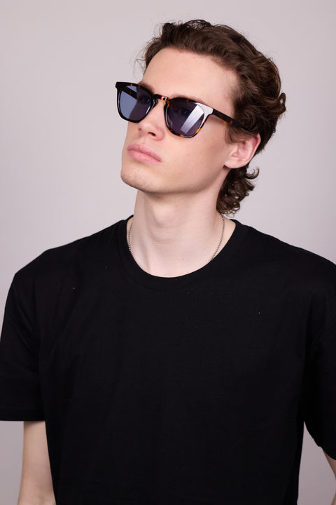 Age eyewear tortoise shell frames with blue tint lens