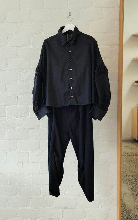 Pierrot Crop Shirt | Black